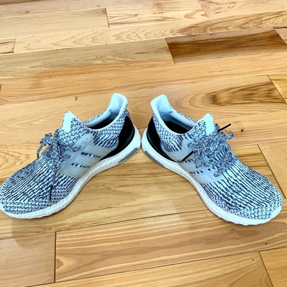 Adidas Ultraboost 3.0 Oreo - Picture 7 of 8